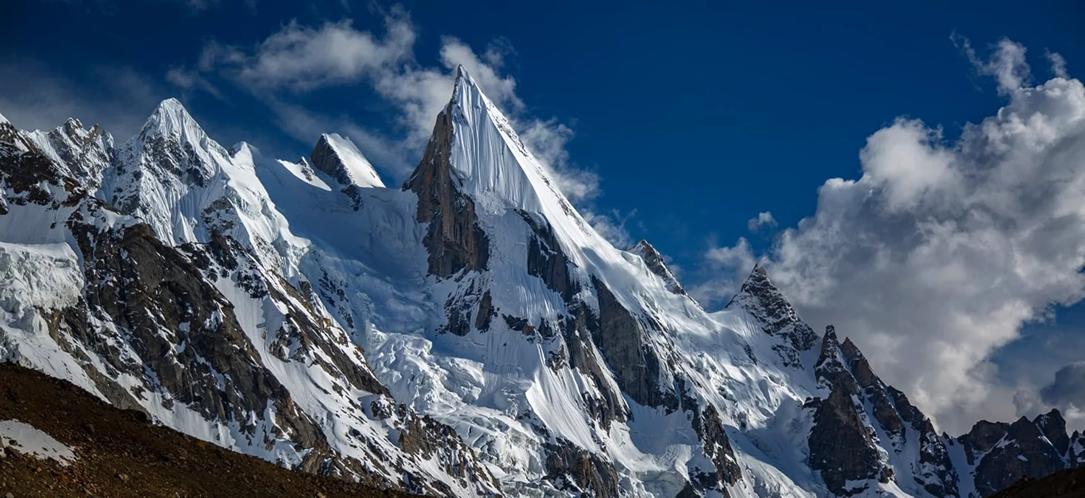 K2 & Ghondogoro La Trek - Local guideEmbark on an epic adventure to conquer the Five 8000m Base Camps with expert local guides. Experience the power of nature and the thrill of achievement!K2 & Ghondogoro la trek, Ghondogora, K2, K2 ghondoro la